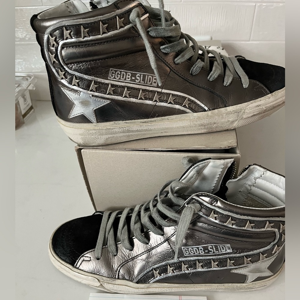 Golden Goose Slides silver leather metallic with star studs 38